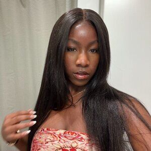 Meet your Posher, Ashley nicole